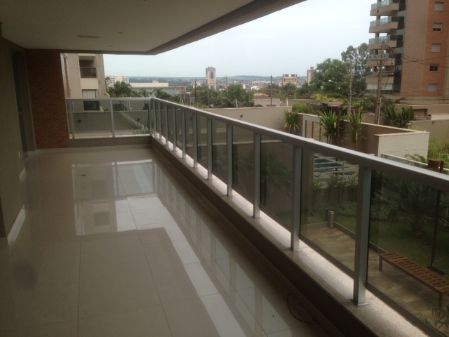 Apartamento, 3 quartos, 200 m² - Foto 1