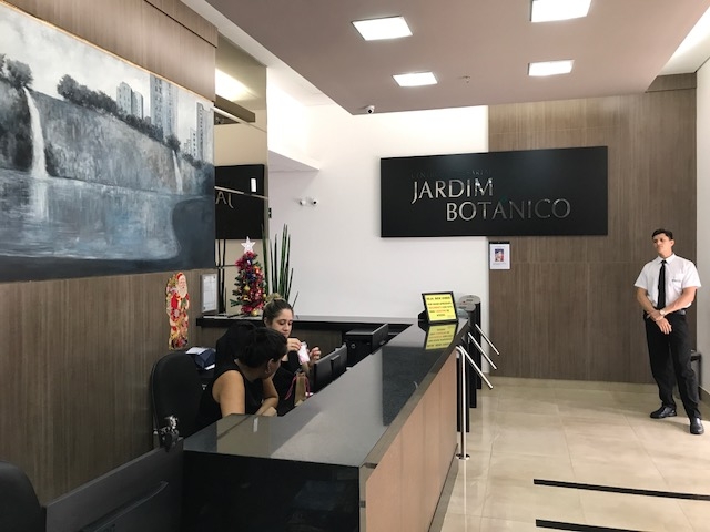 Sala em centro empresarial no Botnico #3