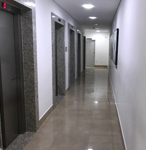 Sala em centro empresarial no Botnico #4