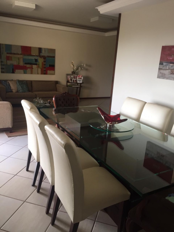 Apartamento à venda com 4 quartos, 182m² - Foto 2