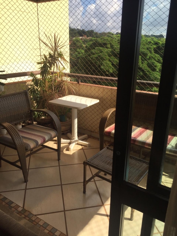Apartamento à venda com 4 quartos, 182m² - Foto 4