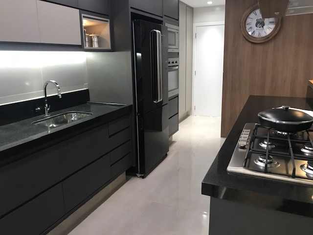 Apartamento à venda com 3 quartos, 132m² - Foto 11