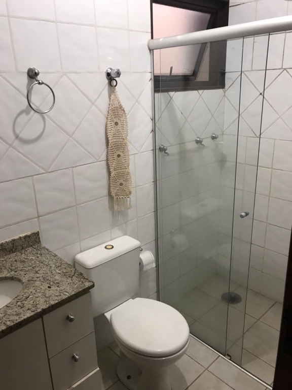Apartamento à venda com 2 quartos, 75m² - Foto 4