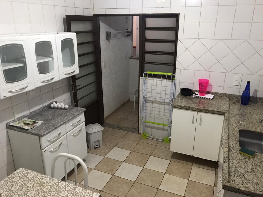 Apartamento à venda com 2 quartos, 75m² - Foto 9