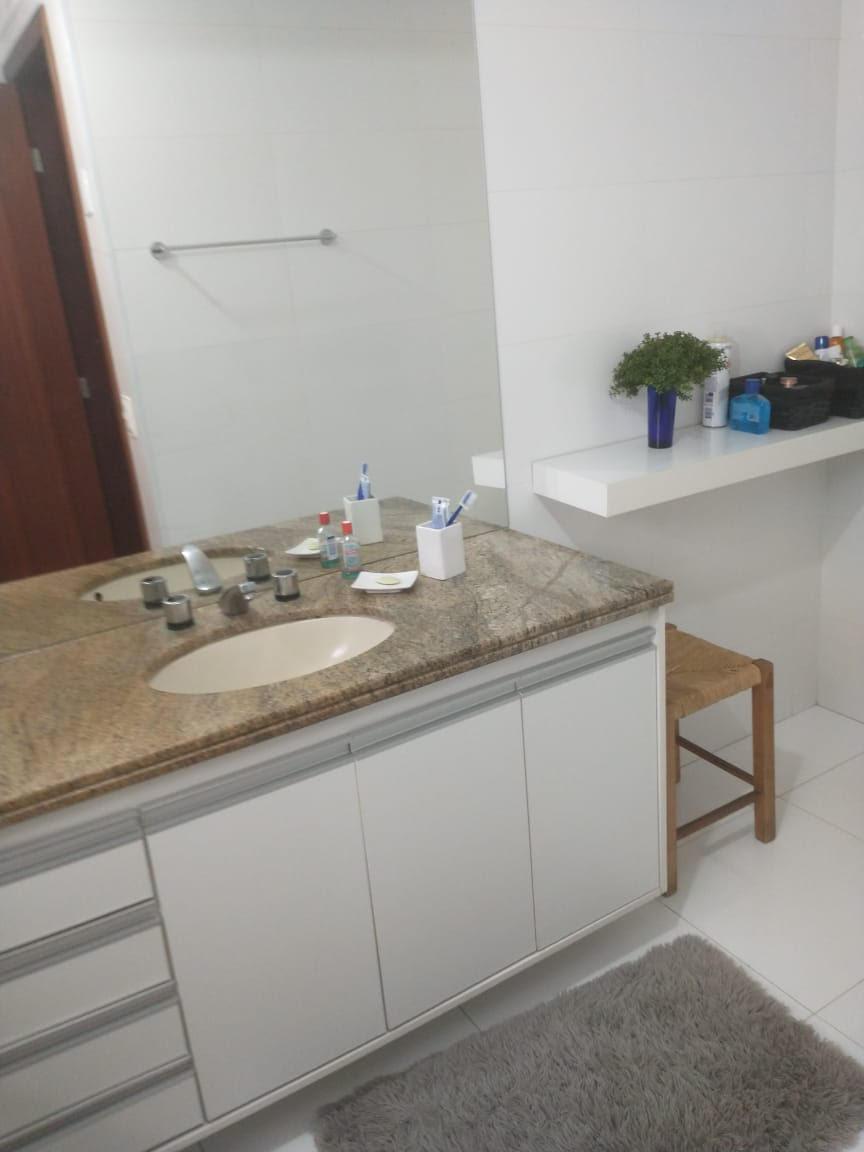 Apto com 3 dorm no Centro #7