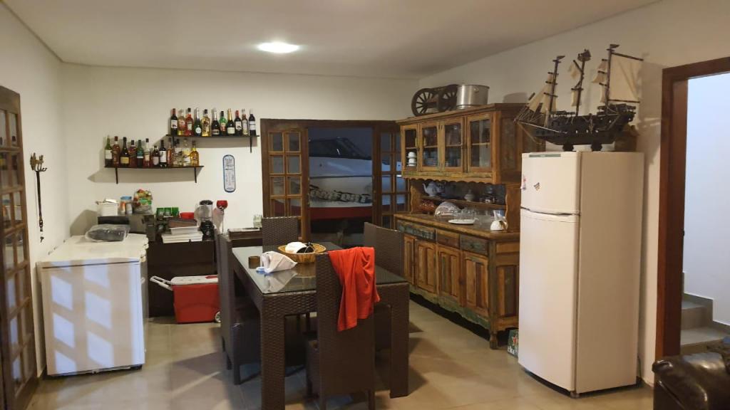 Casa de Condomínio à venda com 4 quartos, 350m² - Foto 21