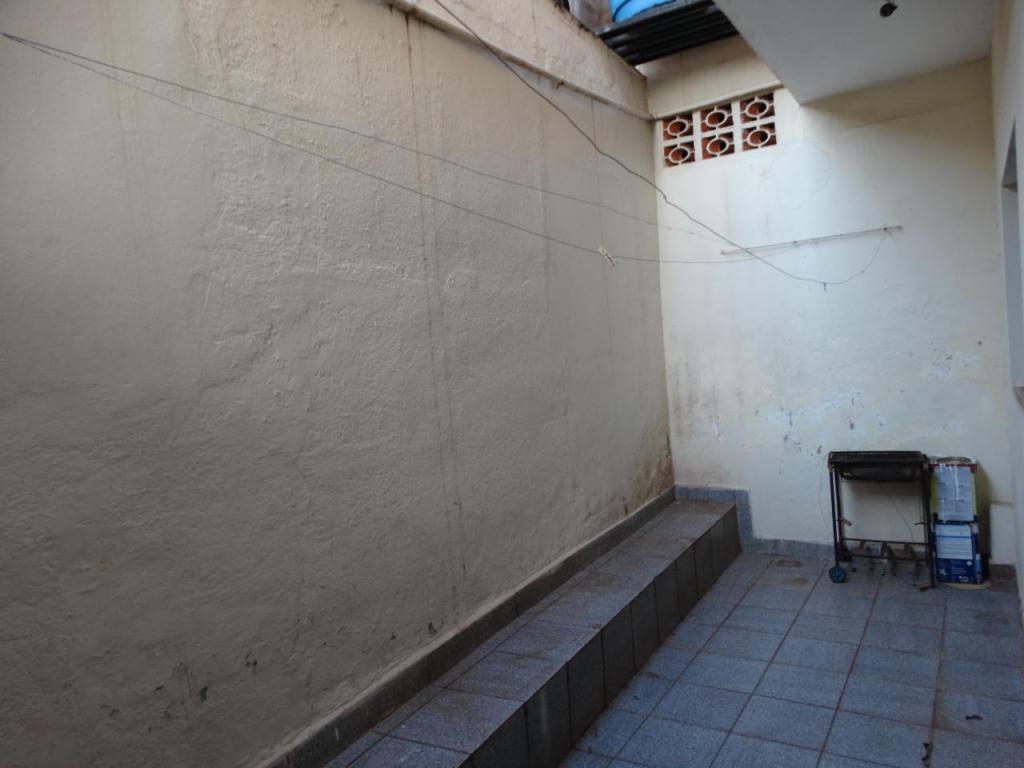 Casa à venda com 5 quartos, 250m² - Foto 18