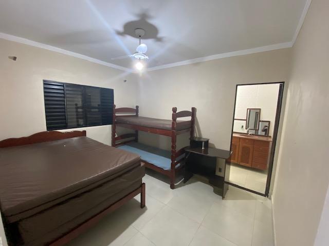 Chácara à venda com 5 quartos, 750m² - Foto 9