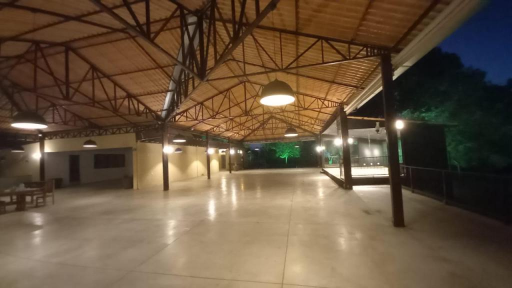 Chácara à venda com 5 quartos, 1200m² - Foto 22