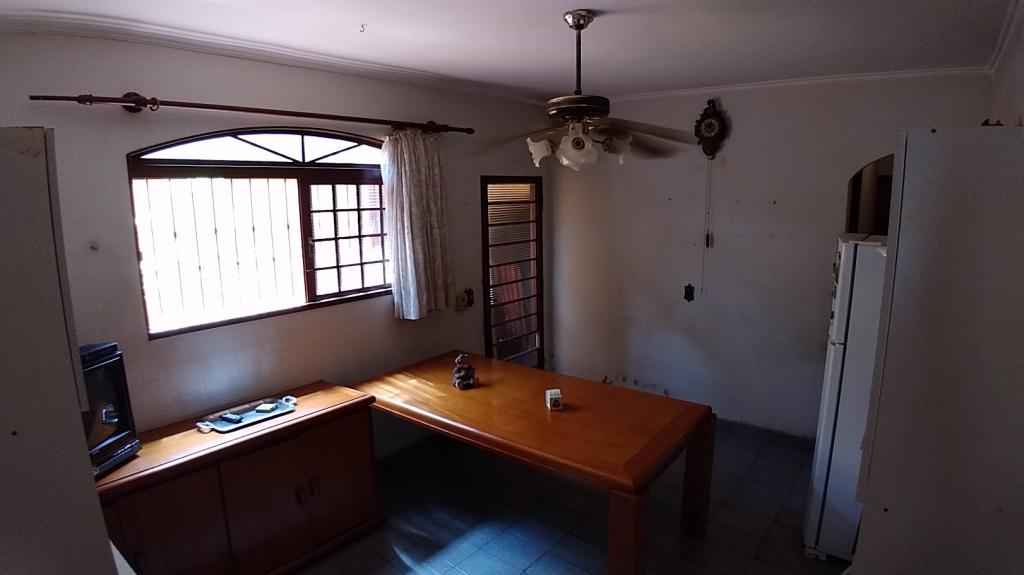 Casa à venda com 3 quartos, 120m² - Foto 16