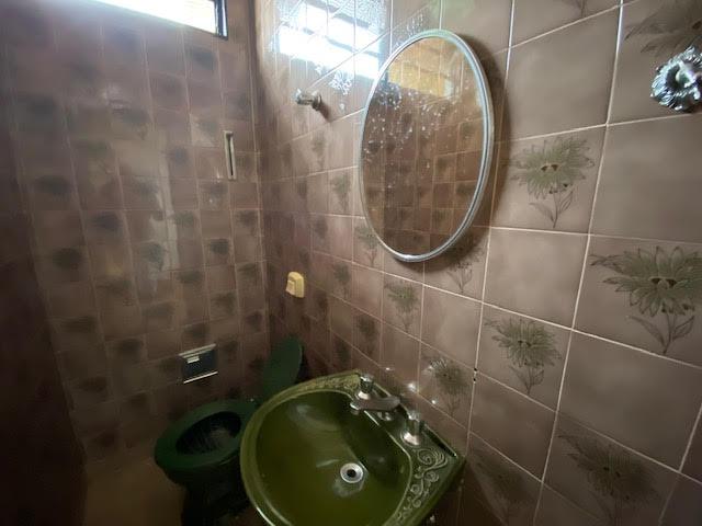 Casa à venda com 4 quartos, 281m² - Foto 2