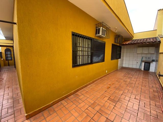 Casa à venda com 4 quartos, 281m² - Foto 7