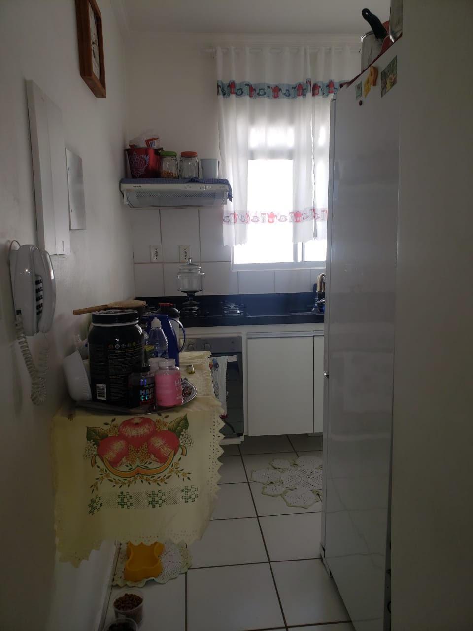 Apartamento à venda com 2 quartos, 45m² - Foto 11