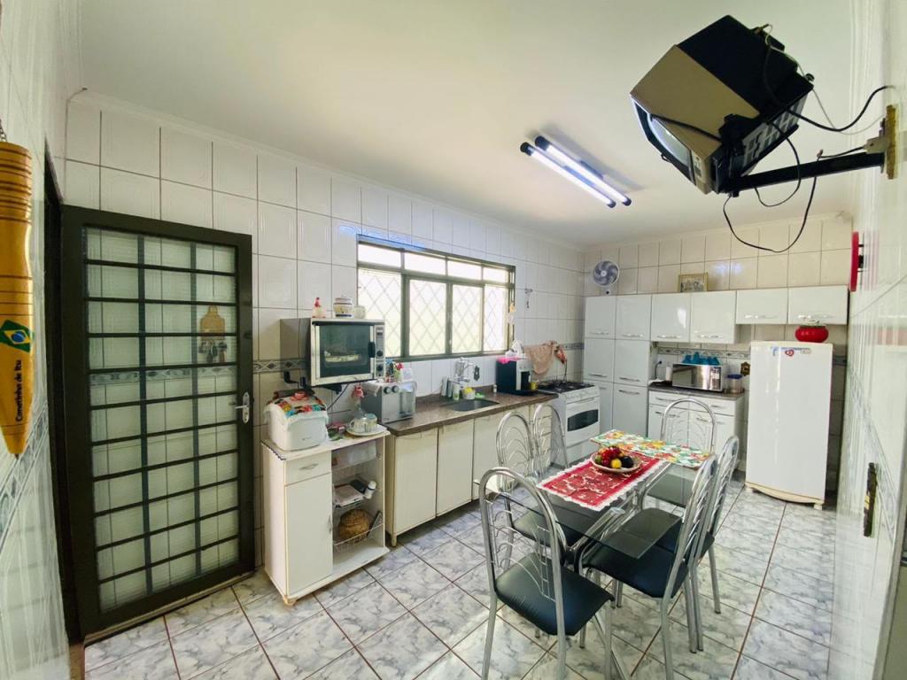 Casa, 3 quartos, 135 m² - Foto 4