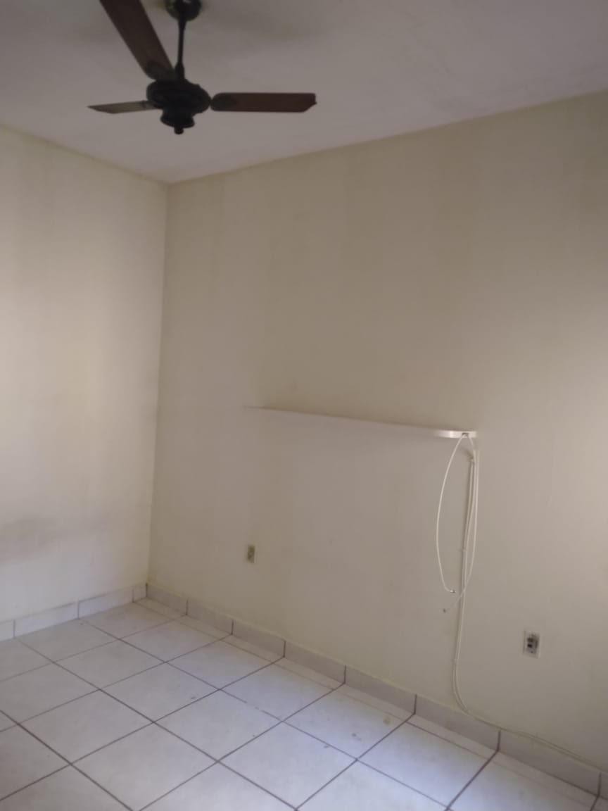 Casa à venda com 6 quartos, 250m² - Foto 20