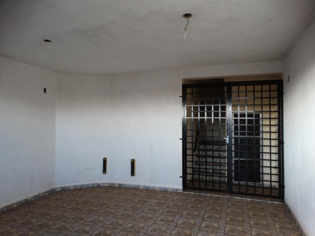 Casa à venda com 6 quartos, 250m² - Foto 28