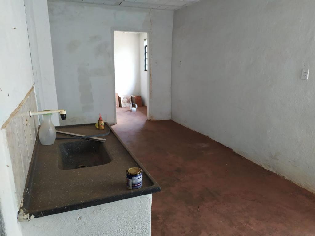 Casa à venda com 6 quartos, 250m² - Foto 29