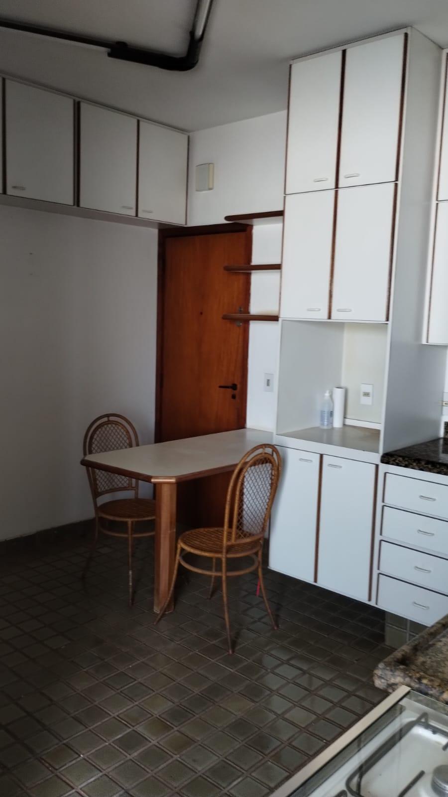 Apartamento à venda com 3 quartos, 105m² - Foto 5
