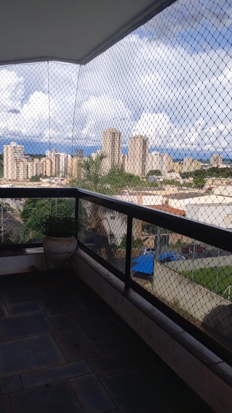Apartamento à venda com 3 quartos, 105m² - Foto 1