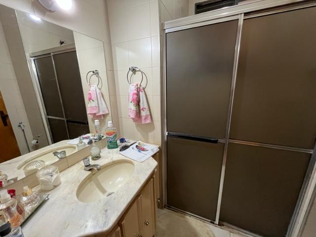 Apartamento à venda com 3 quartos, 120m² - Foto 5