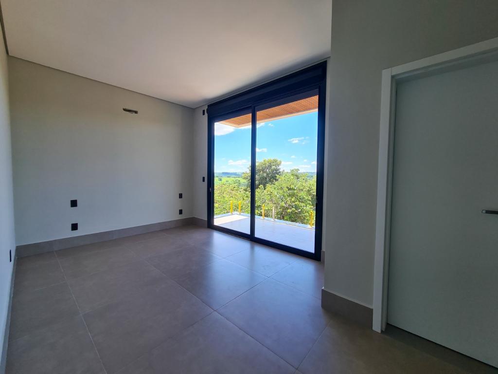 Casa de Condomínio à venda com 3 quartos, 364m² - Foto 2