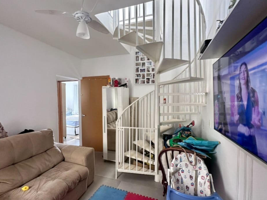 Apartamento à venda com 3 quartos, 90m² - Foto 1