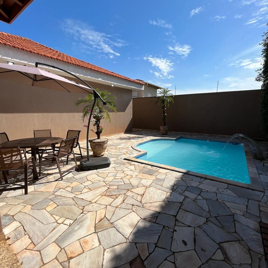 Casa, 4 quartos, 265 m² - Foto 9