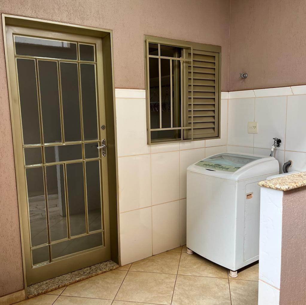 Casa, 4 quartos, 265 m² - Foto 19