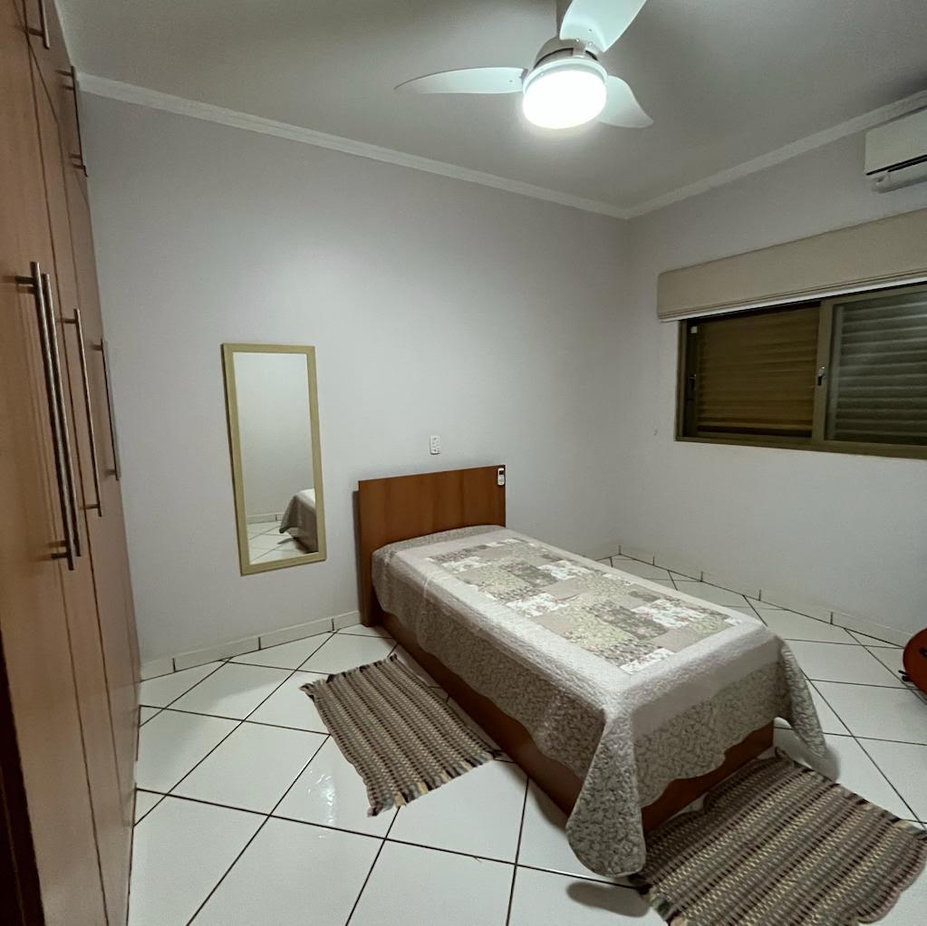 Casa, 4 quartos, 265 m² - Foto 30