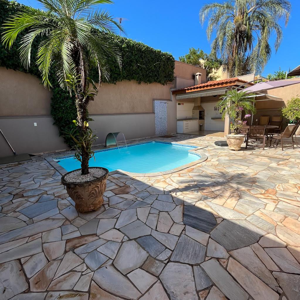 Casa, 4 quartos, 265 m² - Foto 31