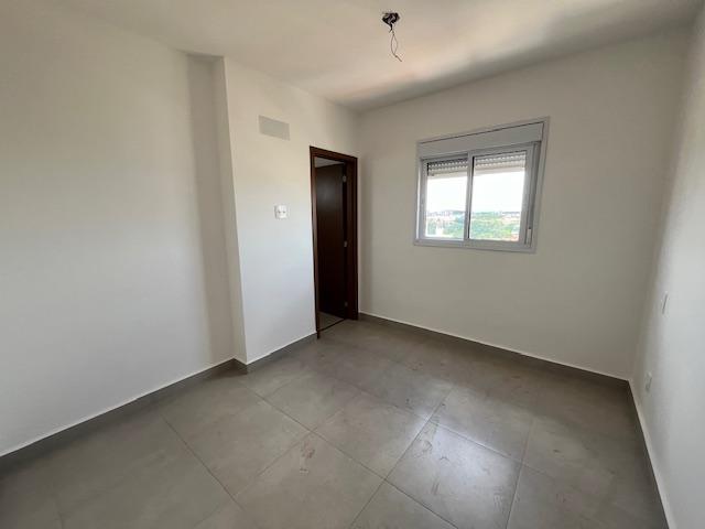 Apartamento à venda com 2 quartos, 67m² - Foto 7