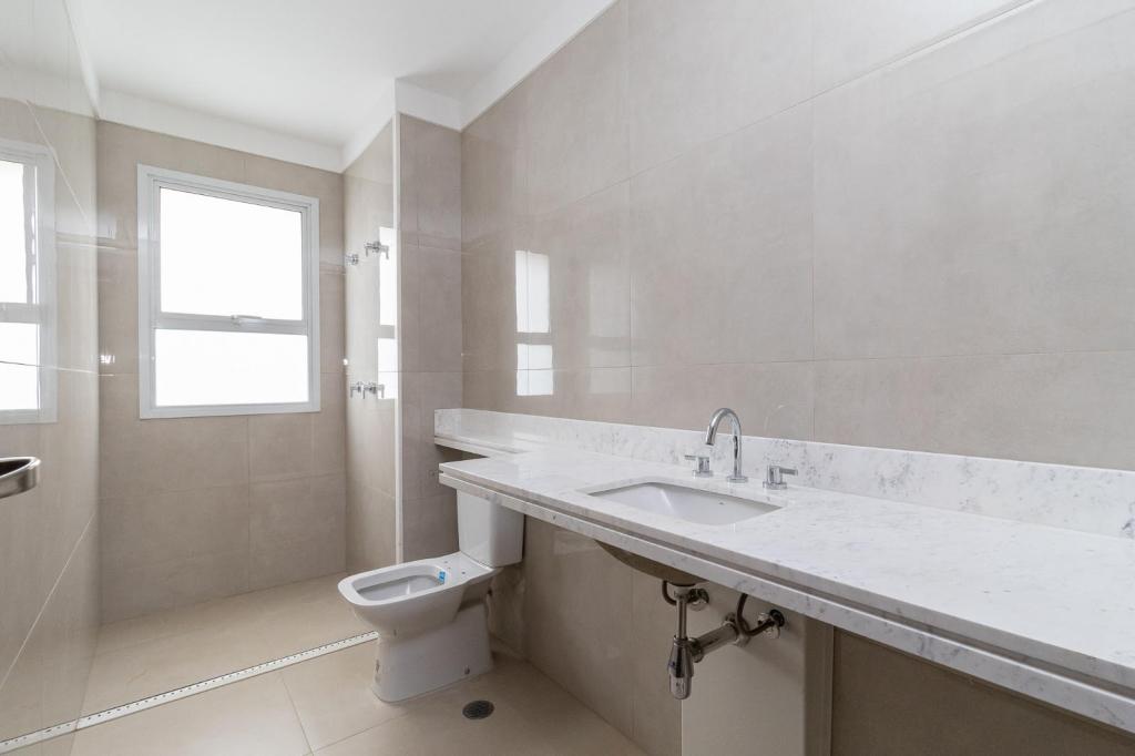 Apartamento, 3 quartos, 237 m² - Foto 2