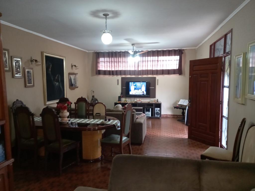 Casa à venda com 3 quartos, 350m² - Foto 10