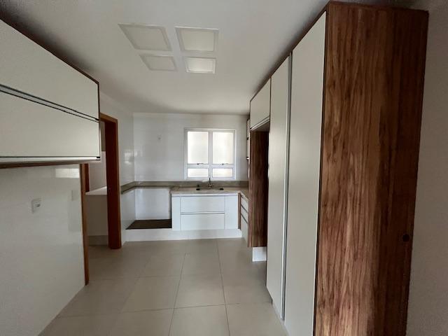 Apartamento, 3 quartos, 140 m² - Foto 8