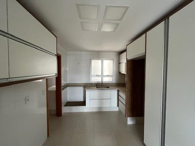 Apartamento, 3 quartos, 140 m² - Foto 11