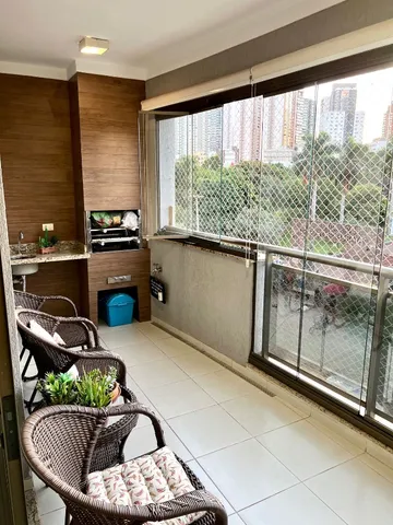 Apartamento à venda com 3 quartos, 137m² - Foto 2