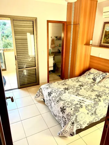 Apartamento à venda com 3 quartos, 137m² - Foto 3