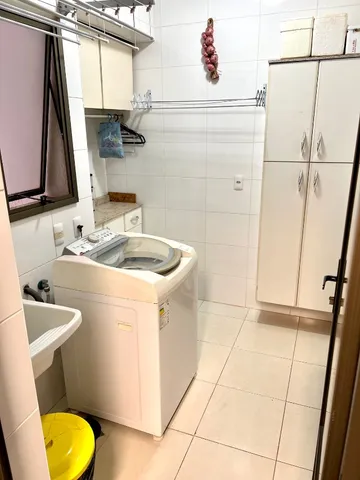 Apartamento à venda com 3 quartos, 137m² - Foto 5