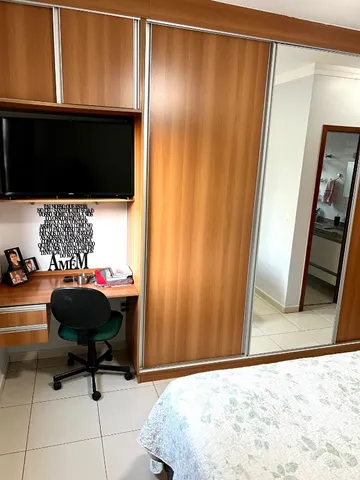 Apartamento à venda com 3 quartos, 137m² - Foto 11