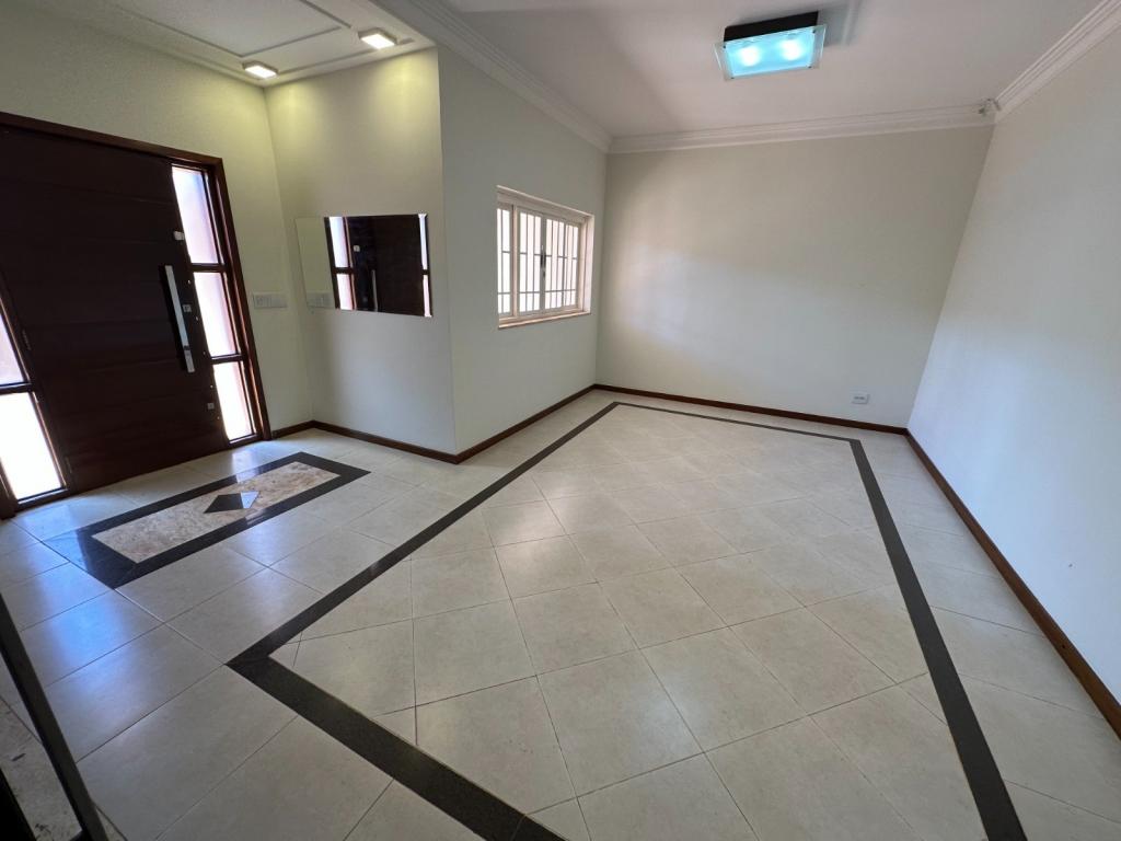 Casa à venda com 5 quartos, 324m² - Foto 15