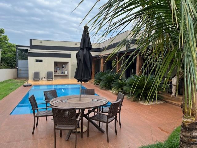 Casa de Condomínio à venda com 5 quartos, 500m² - Foto 1