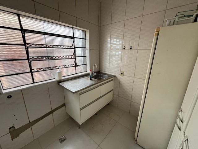 Depósito-Galpão-Armazém à venda com 2 quartos, 251m² - Foto 4