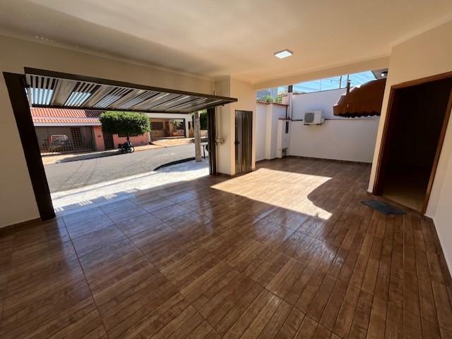 Casa à venda com 3 quartos, 161m² - Foto 16