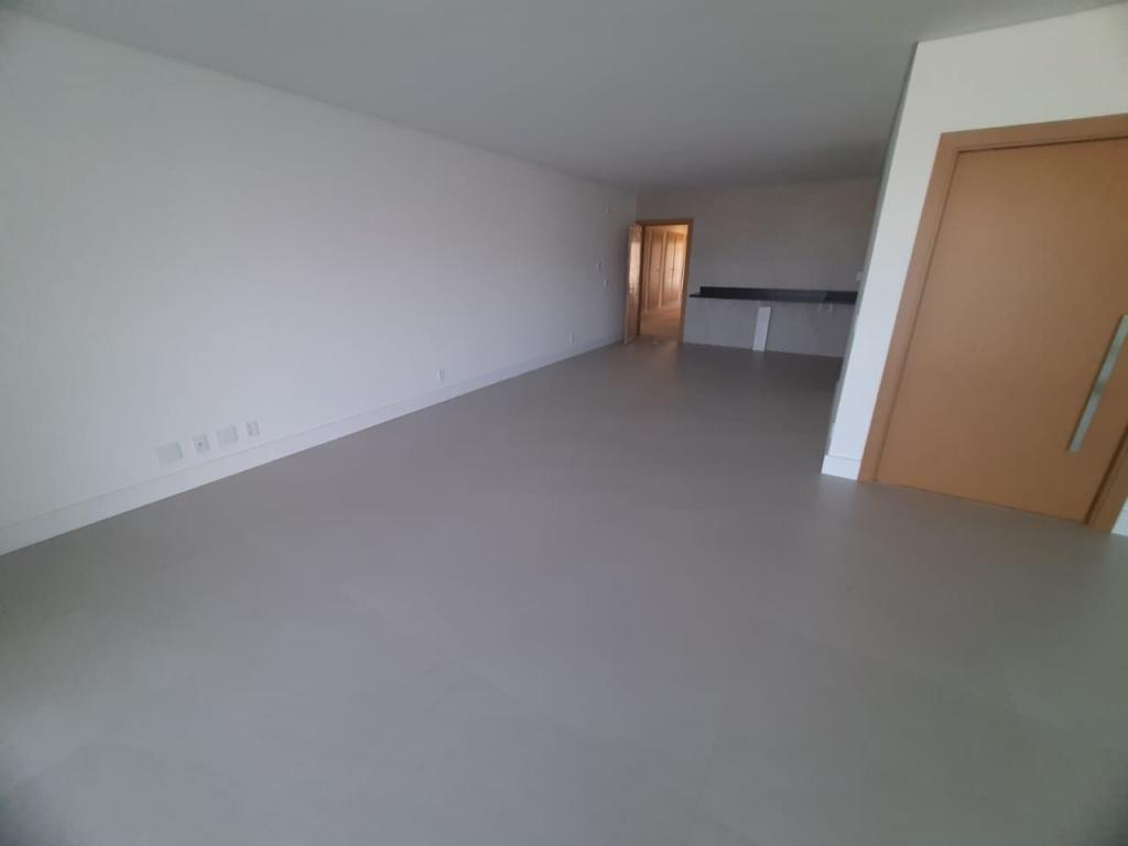 Apartamento, 3 quartos, 227 m² - Foto 4
