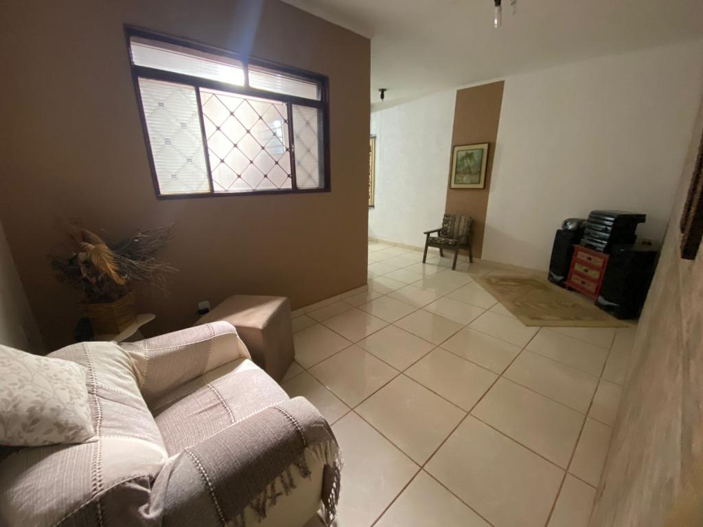 Casa, 4 quartos, 185 m² - Foto 2