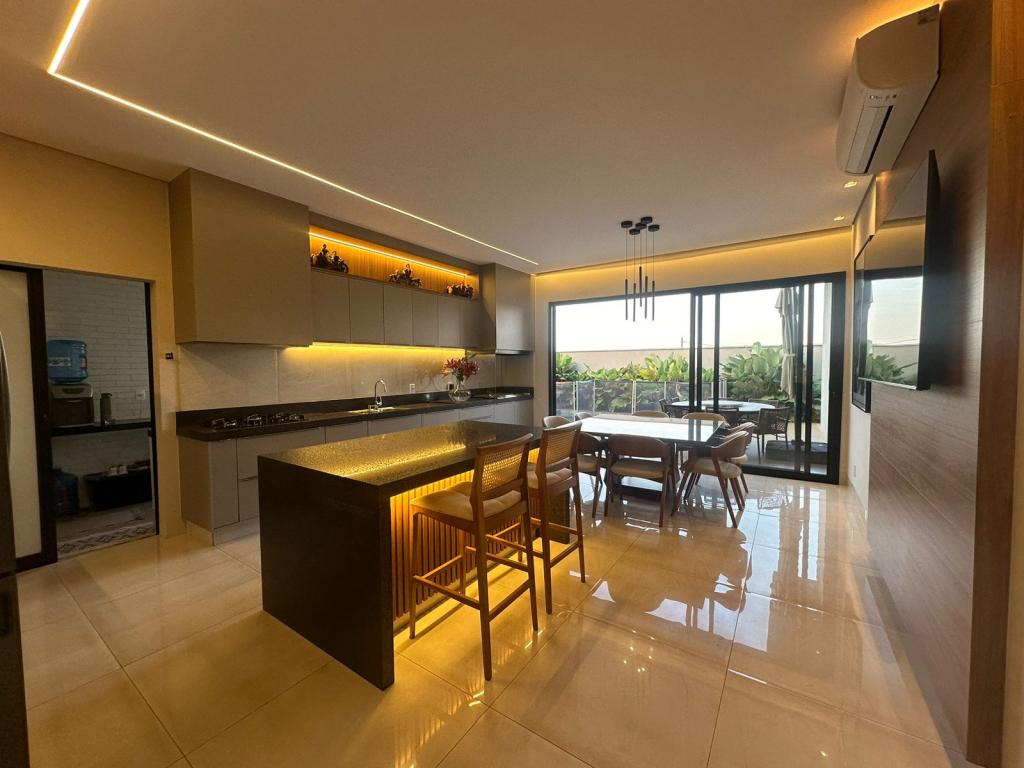 Casa Terrea no Quinta dos Ventos com 3 Suites #1