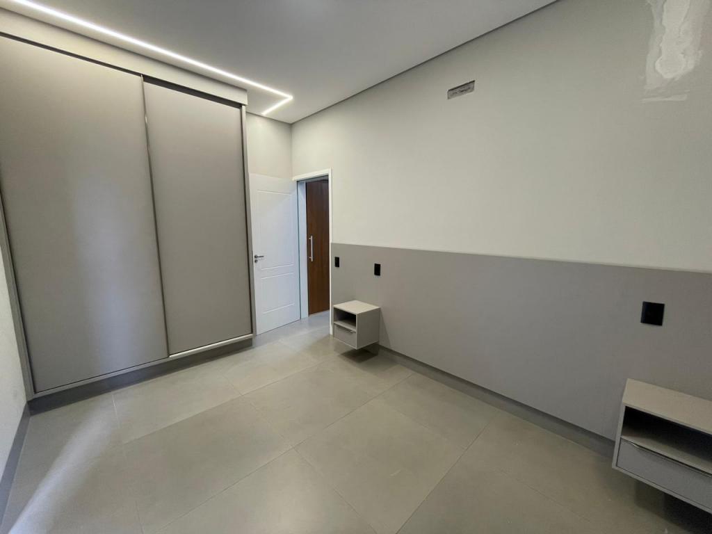 Casa completa no Cond Valencia #29