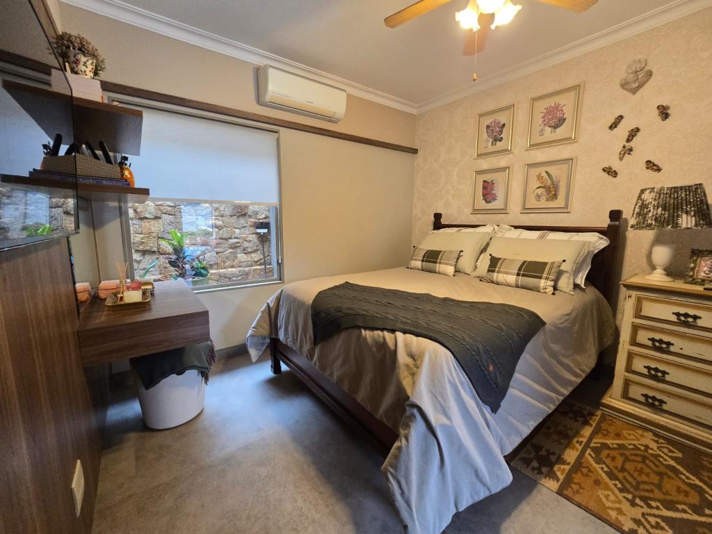 Casa, 3 quartos, 250 m² - Foto 10