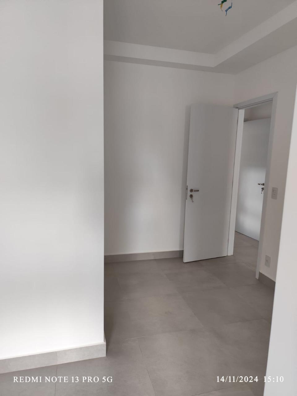 Apartamento, 3 quartos, 132 m² - Foto 2
