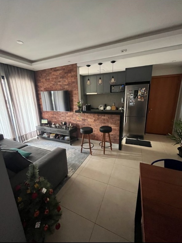 Apartamento à venda com 2 quartos, 62m² - Foto 1